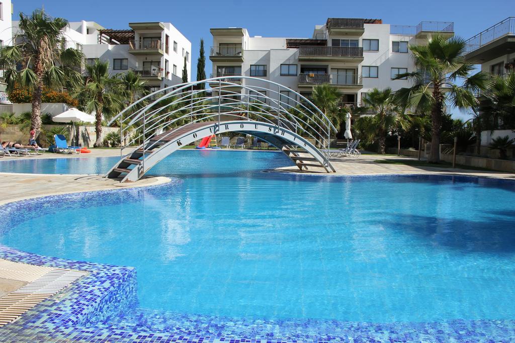 Danaos Pool View Διαμέρισμα Πάφος Εξωτερικό φωτογραφία